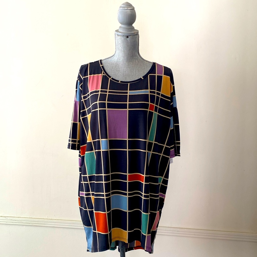 LuLaRoe “IRMA” HIGH-LOW TUNIC OVERSIZED TOP SIZE MEDIUM 🌟NWT🌟